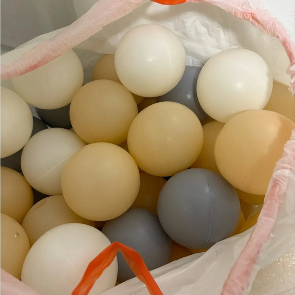 Crate&Kids Baby and Toddler Light Grey Pop-Up Ball White, cream and Grey… - Picture 3 of 3